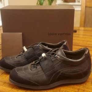New louis vuitton mens suede sneakers size 37 1/2